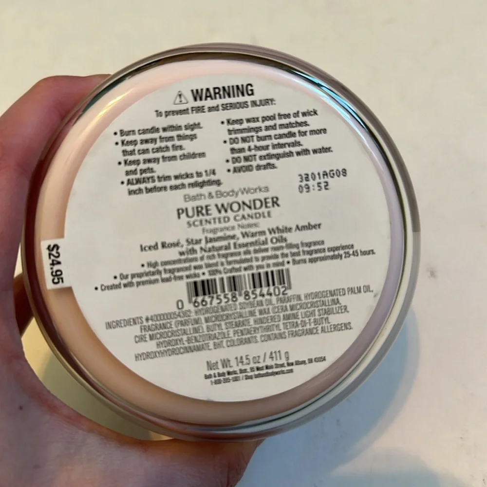 NWT Bath & Body Works Pure Wonder Candle